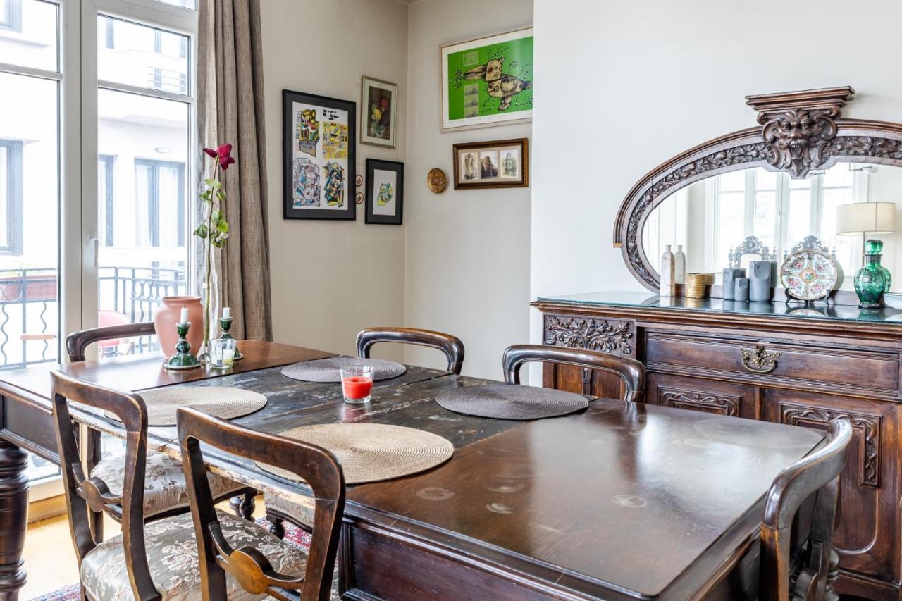 Flat With Balcony And Bosphorus View In Beyoglu Apartment Istanbul Bagian luar foto