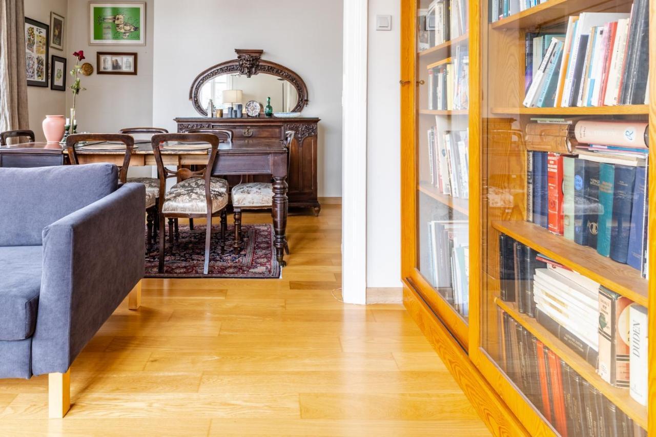 Flat With Balcony And Bosphorus View In Beyoglu Apartment Istanbul Bagian luar foto